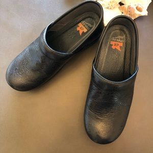 Dansko XP size 38